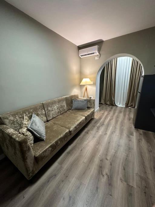 Bejart Apartment 4 Tirana Esterno foto