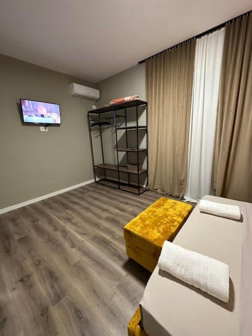 Bejart Apartment 4 Tirana Esterno foto